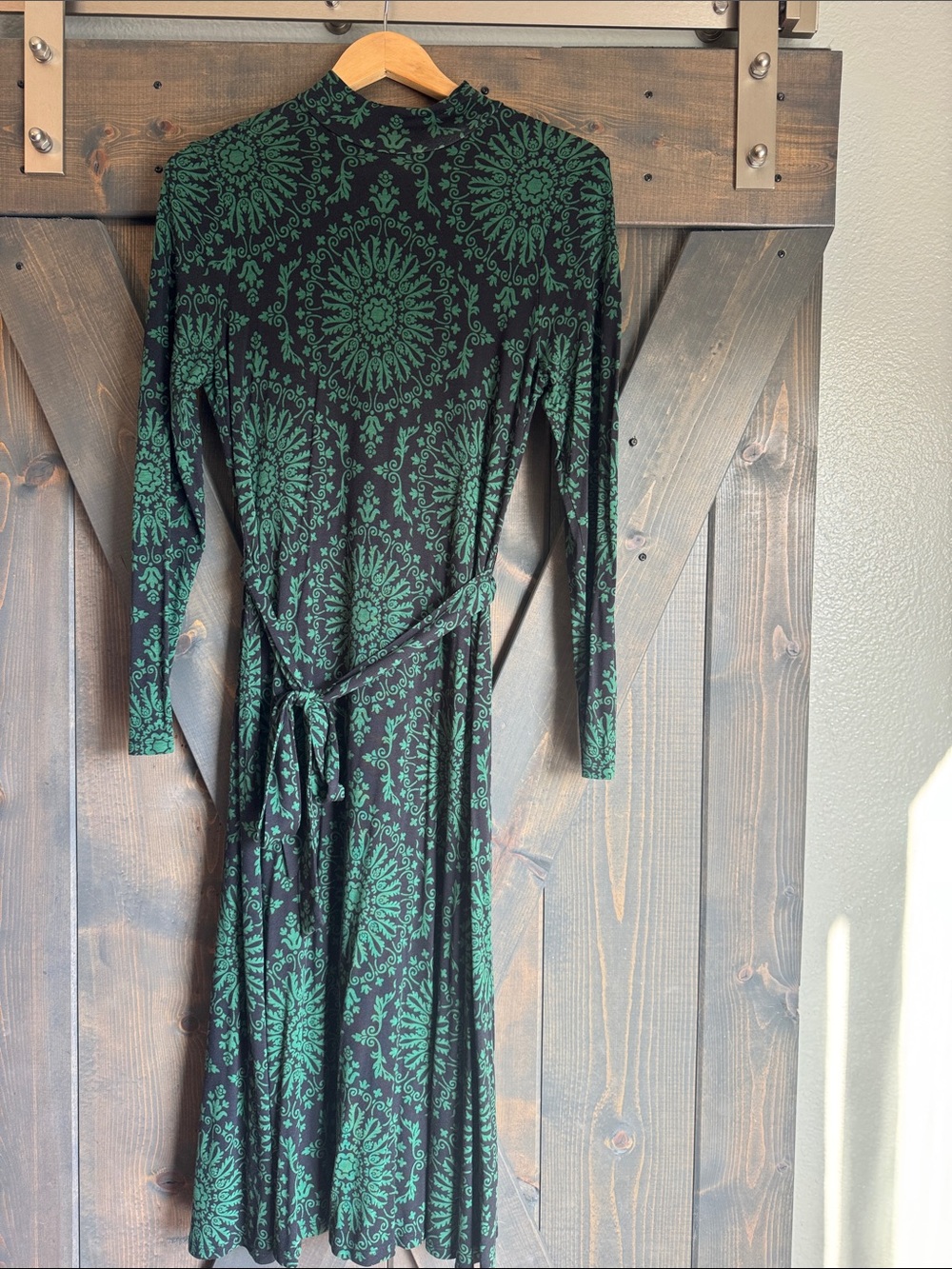 Boden Black and Green Long Sleeve Midi Dress with Waist Tie